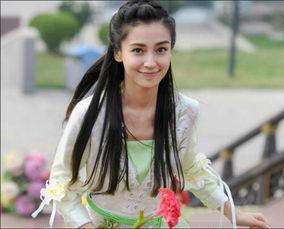 杨颖的亲弟照片,帅气基因传承，兄弟情深引关注